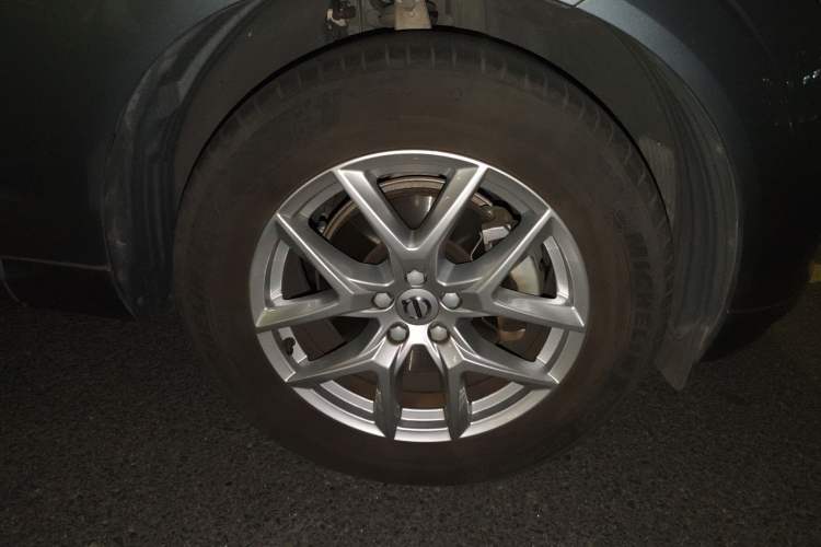 Used Volvo XC60 2019 T5 4x4 Smart Edition China VI Standard