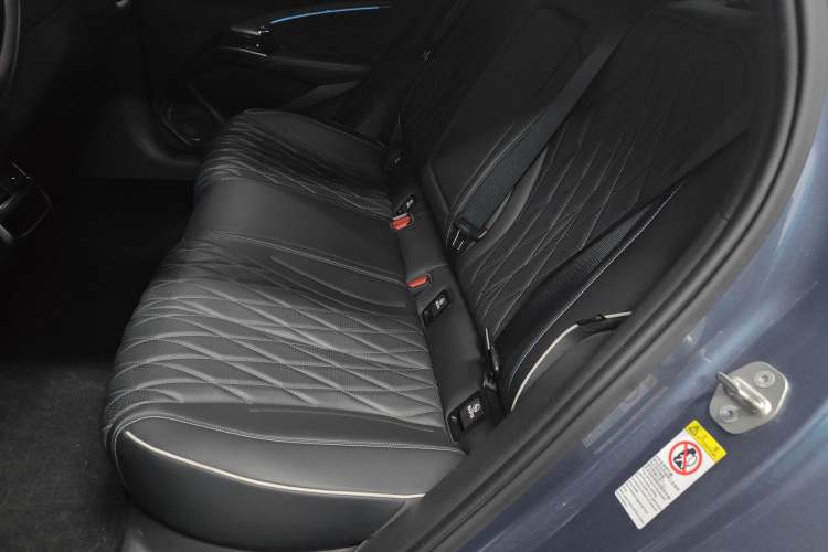 Used BYD Seal 2022 700 km Long-Range Rear-Wheel-Drive Version