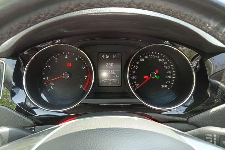 Used Volkswagen Sagitar 2017 1.6L Automatic Comfort Model Instrument Cluster