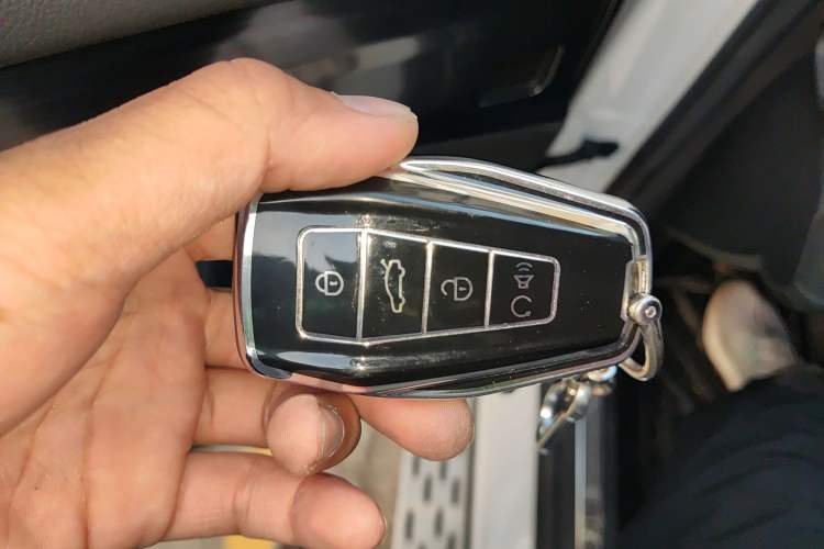 Used Geely Auto Monjaro L 2024 2.0TD High-Power Automatic Two-Wheel Drive Yunqi Version
