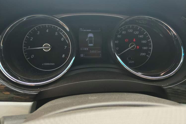 Used Baojun 730 2016 1.5T Manual Comfort Version 7 Seats
