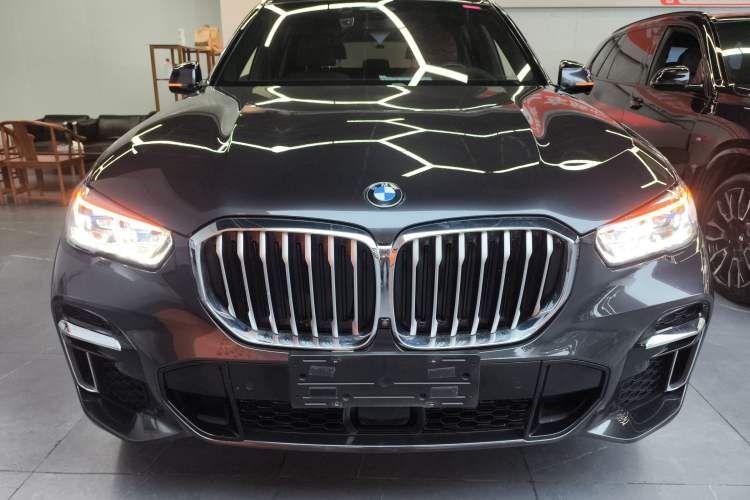 Used BMW X5 2022 xDrive 40Li Luxury Edition M Sport Package