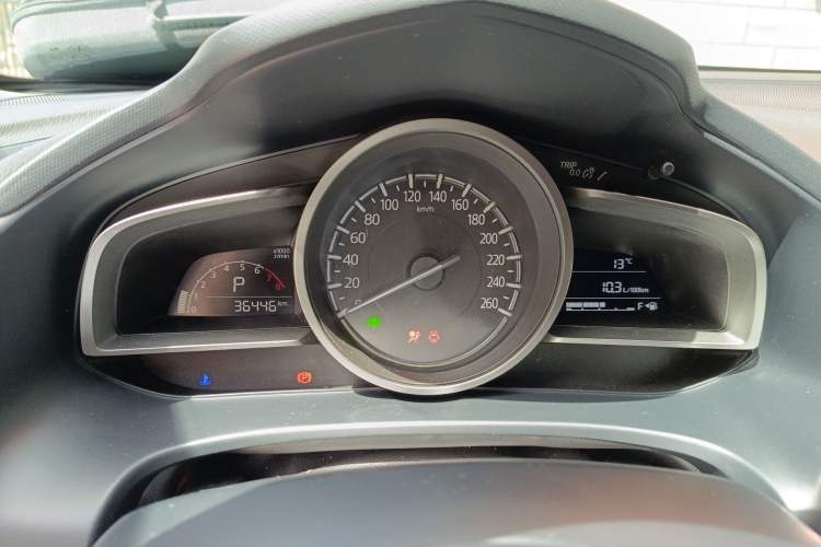 Used Mazda CX-4 2018 2.0L Automatic Two-Wheel Drive Blue Sky Premium Upgrade Version China VI Standard
