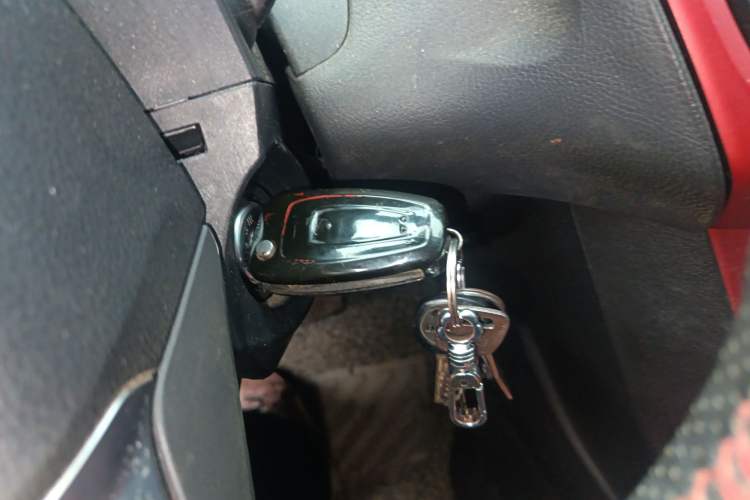 Used Ford Focus 2012 Hatchback 2.0L Automatic Luxury Sport Model
