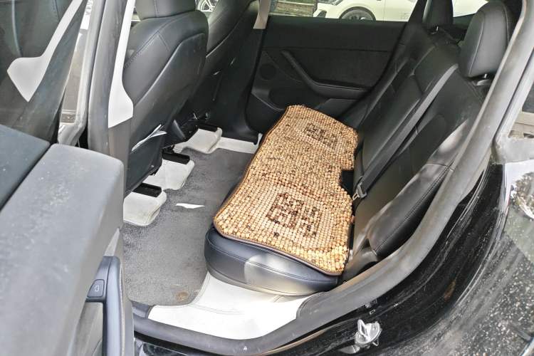 Used Tesla Model Y 2023 Rear-Wheel-Drive Version