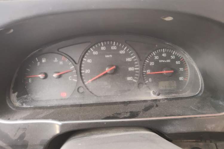 Used Jinbei Hiace 2011 2.0L 5th Generation Kuaiyunwang Standard Version 4G19
