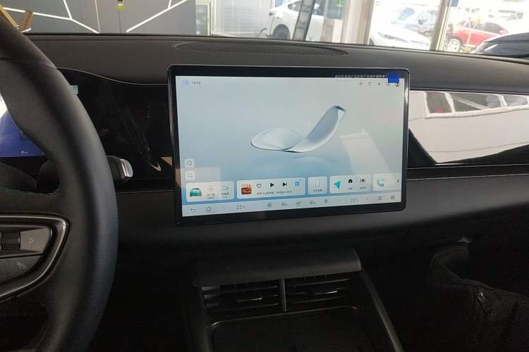 Used BYD Seal 06 New Energy 2025 EV 545KM Premium Edition Audio And AC Panel