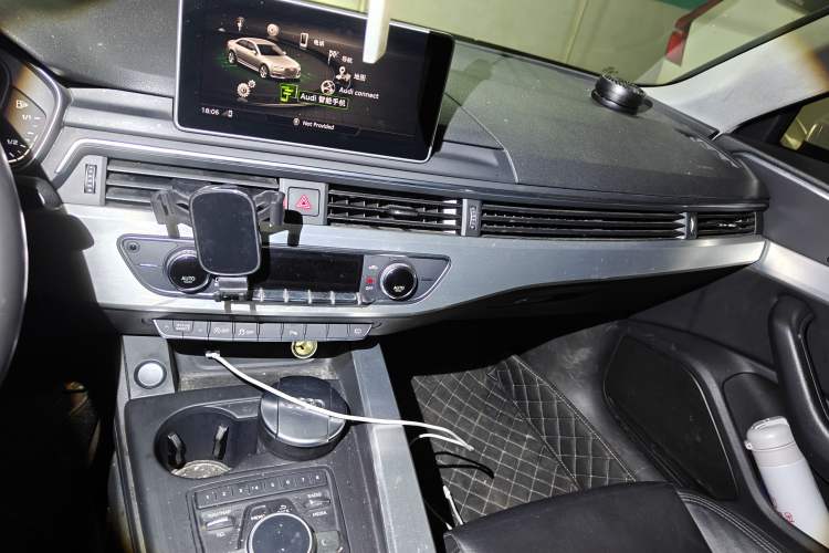 Used Audi A4L 2018 30th Anniversary Edition 40 TFSI Fashion Model