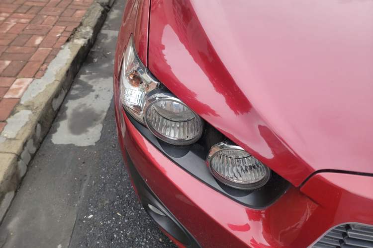 Used Chevrolet Aveo Sonic 2011 Sedan 1.4L Manual Transmission SE