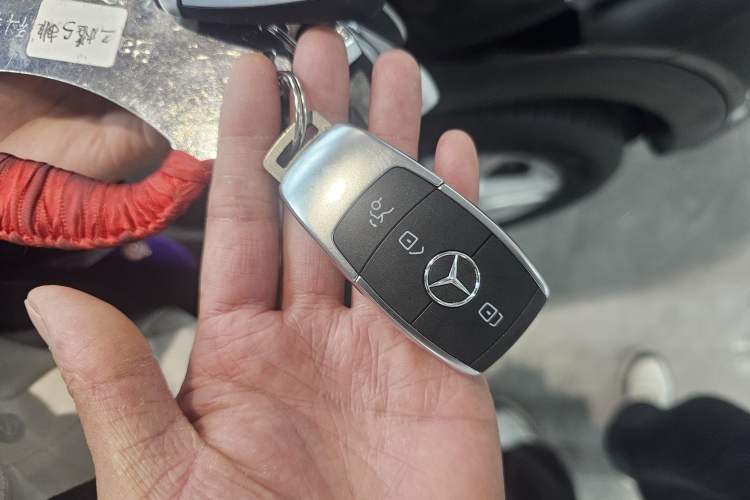 Used Mercedes-Benz GLB 2023 GLB 220 Sport Edition Vehicle Key