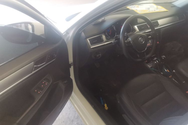 Used Volkswagen Bora 2017 1.6L Manual Comfort Model
