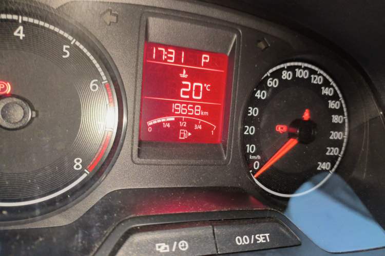 Used Jetta VA3 2021 1.5L Automatic Enjoyment Edition Odometer Close Up