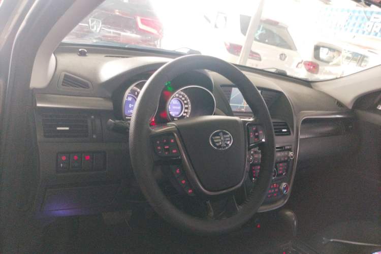 Used Bestune X80 2016 1.8T Automatic Luxury Model
