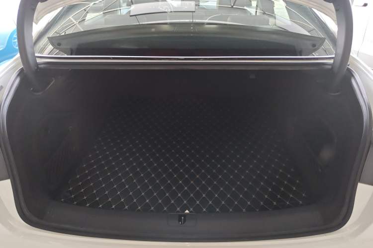 Used Audi A4L 2019 40 TFSI Fashion Edition China VI Emission Standard
