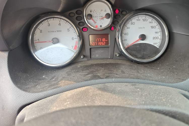 Used Peugeot 207 2011 Sedan 1.4L Manual Yule Edition