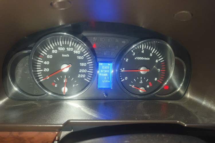 Used Huatai Boliger 2013 1.8T Manual Two-Wheel Drive ZhiZun Edition
