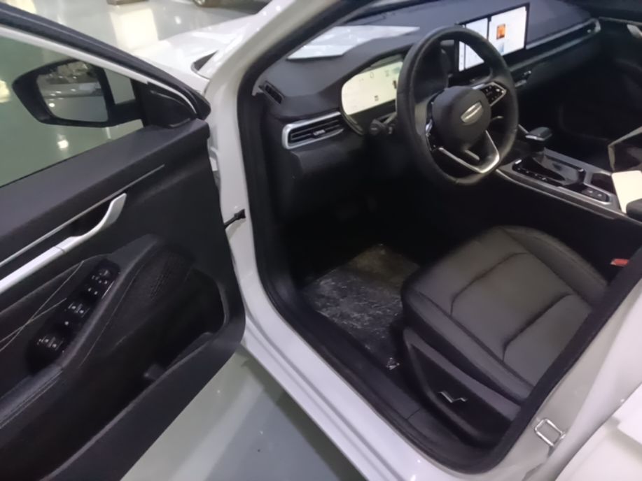 Geely Auto Emgrand 2026 Model 4th Generation 4 Millionth Anniversary Edition 1.5L CVT Feiyue Edition — снимка 18