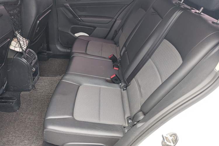 Used Volkswagen Golf Sportsvan 2016 230TSI Automatic Trend Edition
