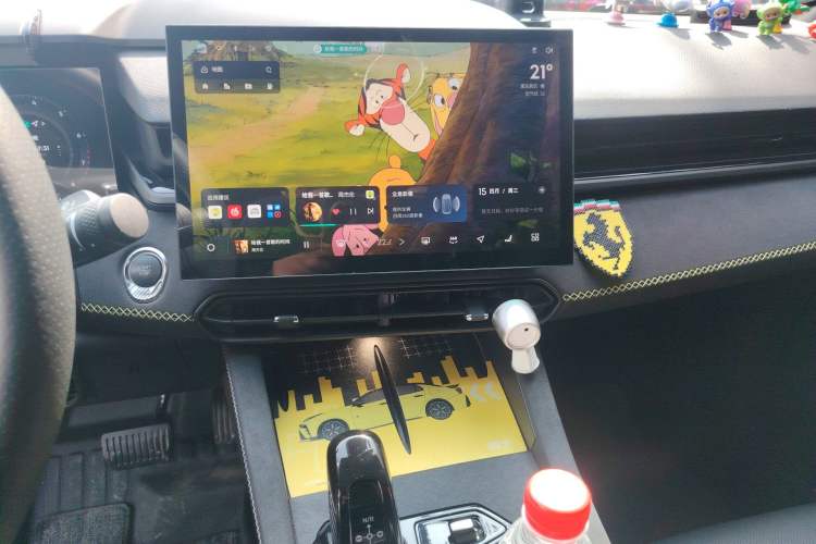 Used Lynk & Co 03 2023 2.0TD DCT JingPro Audio And AC Panel