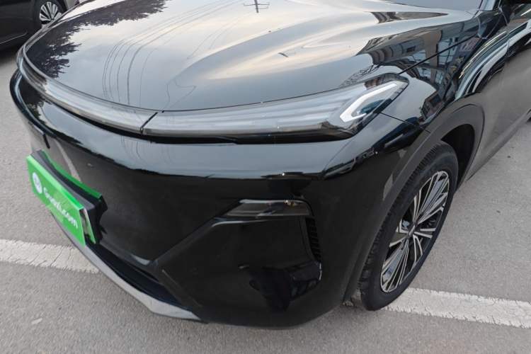 Used Geely Galaxy Xingjian 7 EM-i 2025 120km Flagship Edition
