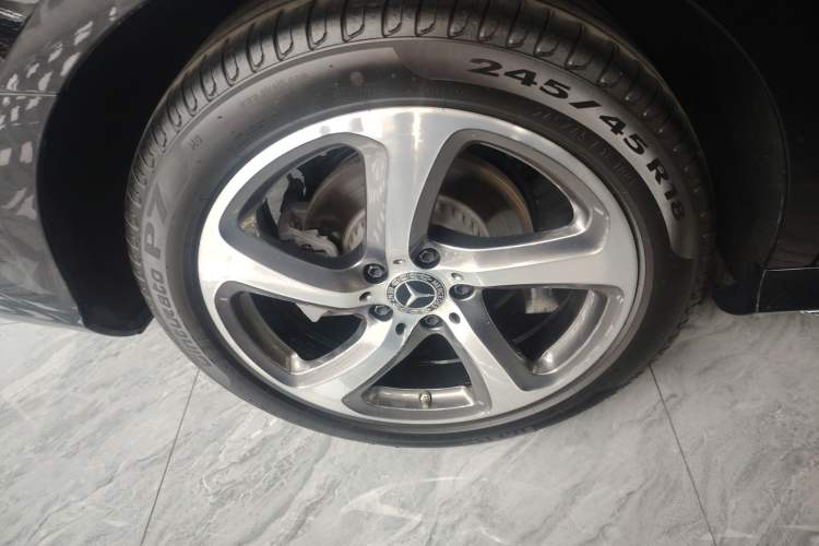 Used Mercedes-Benz E-Class 2019 Restyled E 300 L Sporty and Stylish Edition
