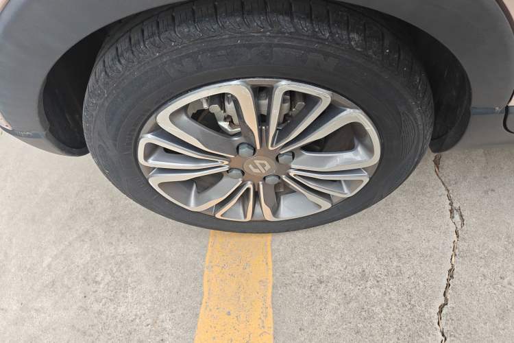 Used Leapmotor T03 2021 400 Luxury Edition Right Rear Wheel Hub