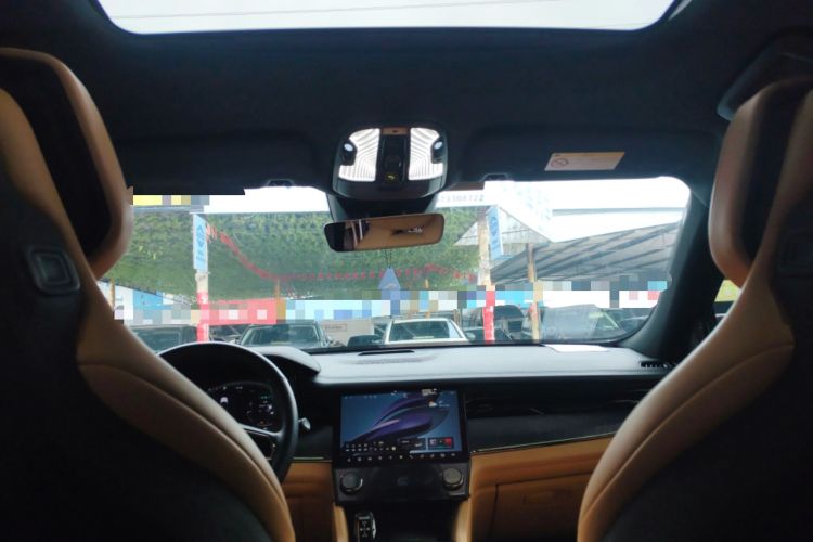 Used Lynk & Co 09 2021 2.0T Halo Six-Seater