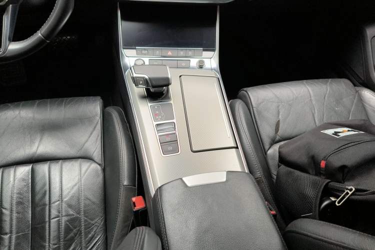 Used Audi A6L 2021 40 TFSI Luxury Prestige Edition Gear Lever