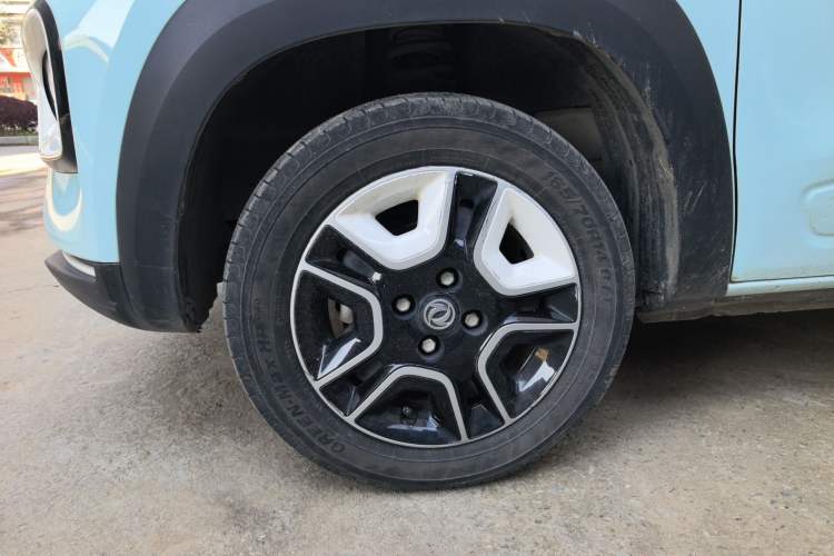 Used Dongfeng NAMMI EX1 2021 Quality Edition Left Front Wheel Hub