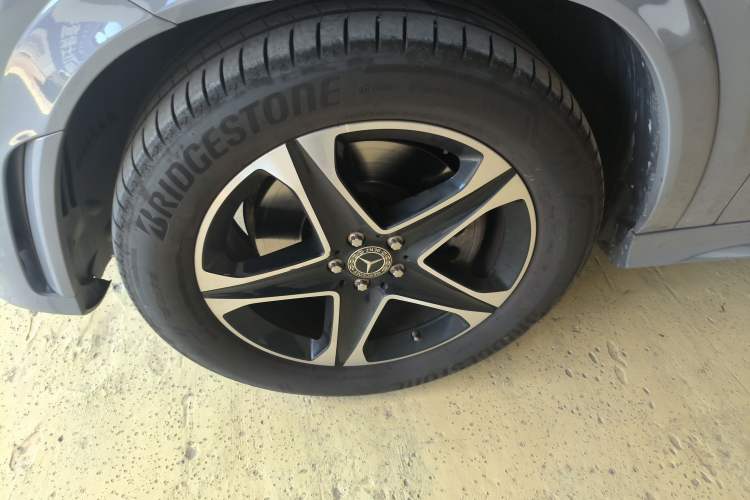 Used Mercedes-Benz GLE New Energy 2021 GLE 350 e 4MATIC Left Front Wheel Hub