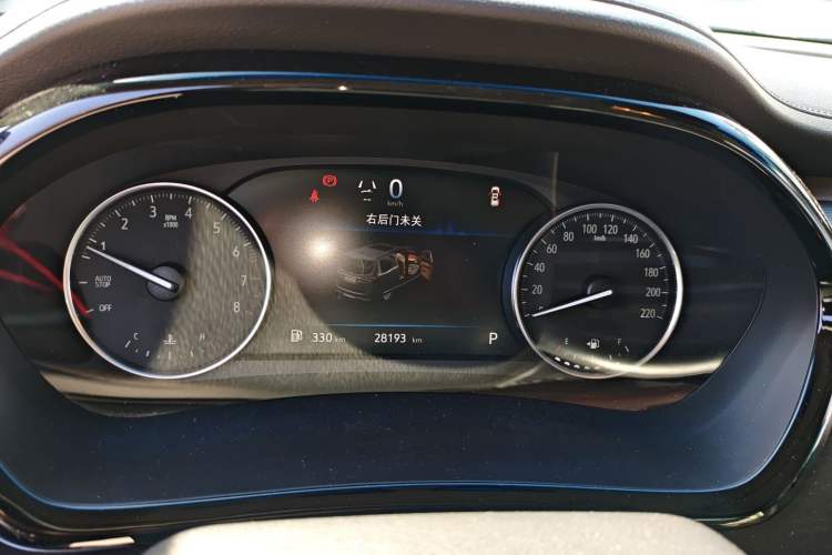 Used Buick GL8 2021 Land Cruiser Executive Class 652T Smart Luxury Model