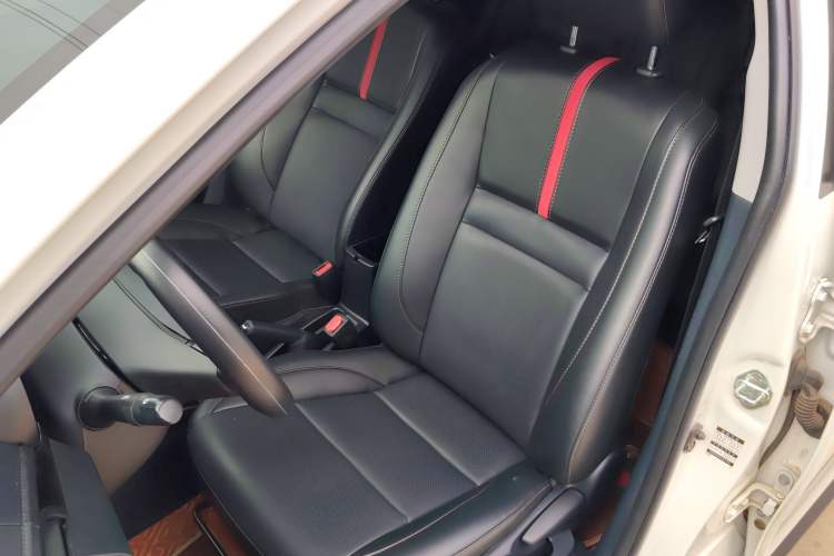 Used Toyota YARiS L Zhi Xuan 2022 X-Trail 1.5L CVT Luxury PLUS Edition
