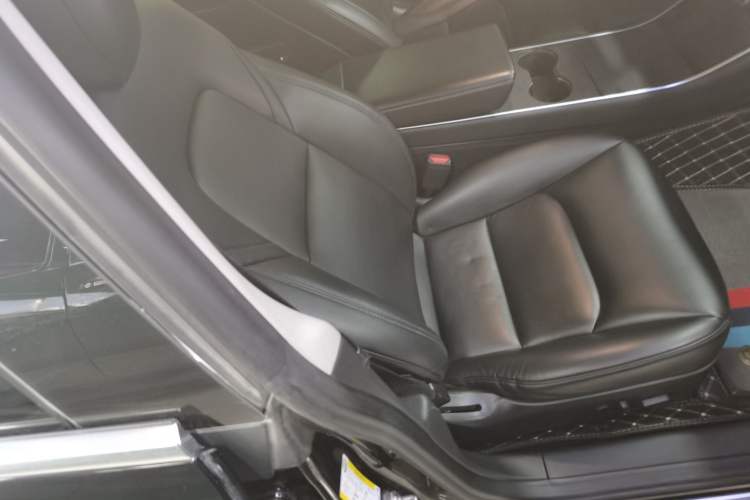 Used Tesla Model 3 2020 Standard Range Rear-Wheel Drive Upgraded Version Right Front Seat