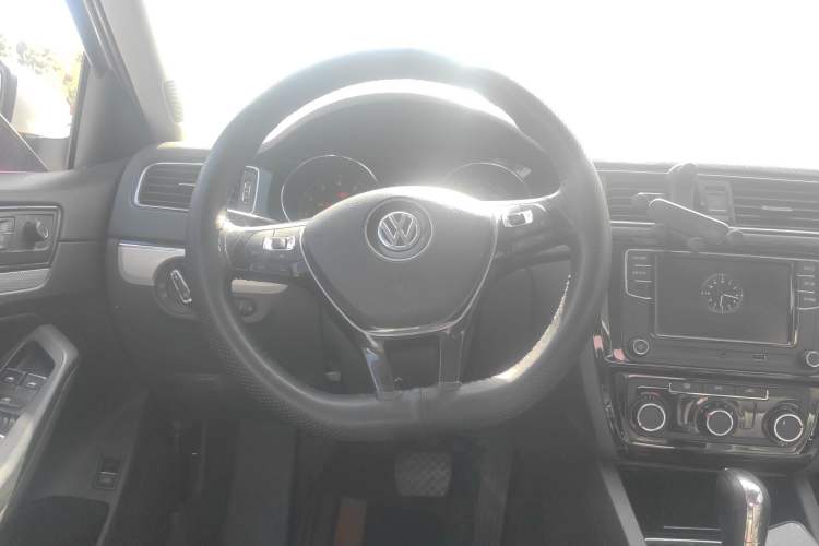 Used Volkswagen Sagitar 2017 1.6L Automatic Comfort Model
