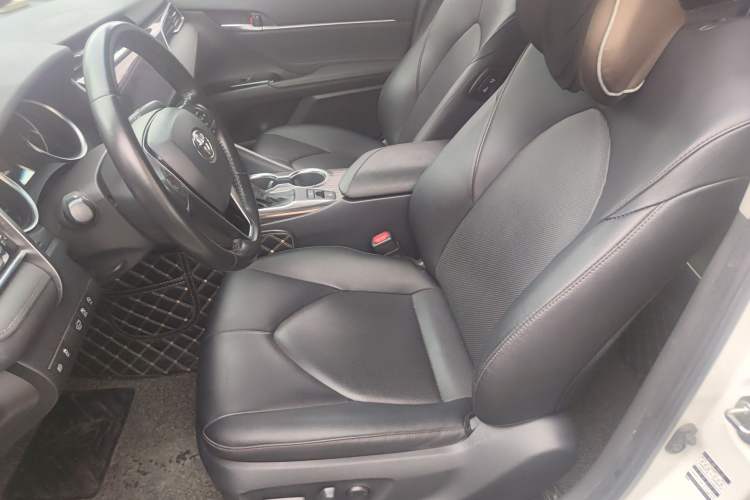 Used Toyota Camry 2019 2.0G Luxury Edition China VI Standard
