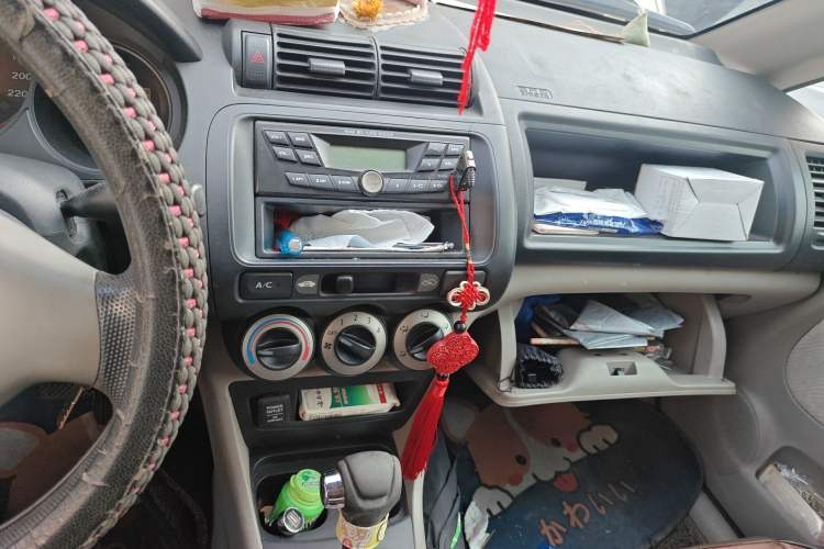 Used Everus S1 2011 1.3L Automatic Comfort Edition
