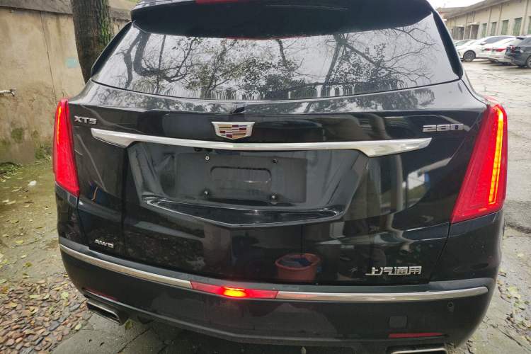 Used Cadillac XT5 2017 Anniversary Edition 28T Four-Wheel Drive Luxury Model
