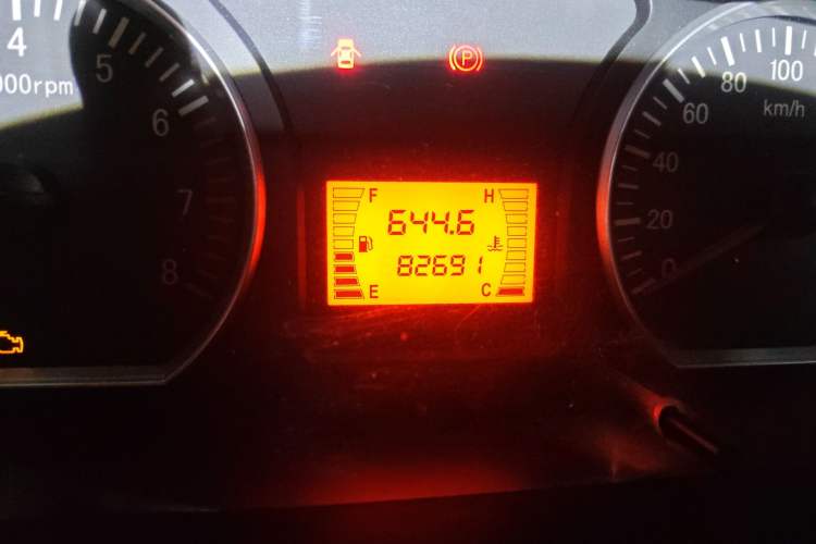 Used FORTHING Lingzhi 2016 M3L 1.6L 7-Seater Standard Model
