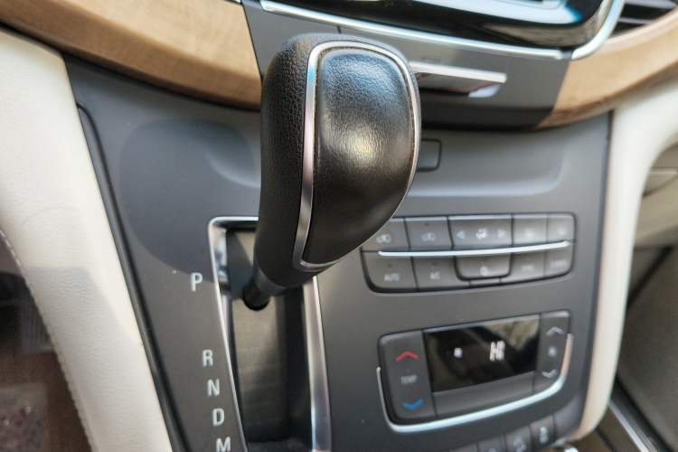 Used Buick GL8 2018 ES 28T Comfort Model China VI Standard
