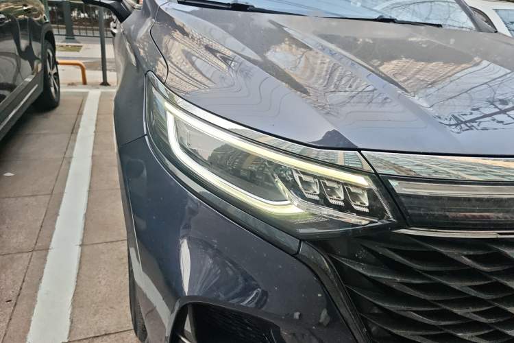 Used Roewe iMAX8 2021 400TGI Supreme Series Lu Zun Edition
