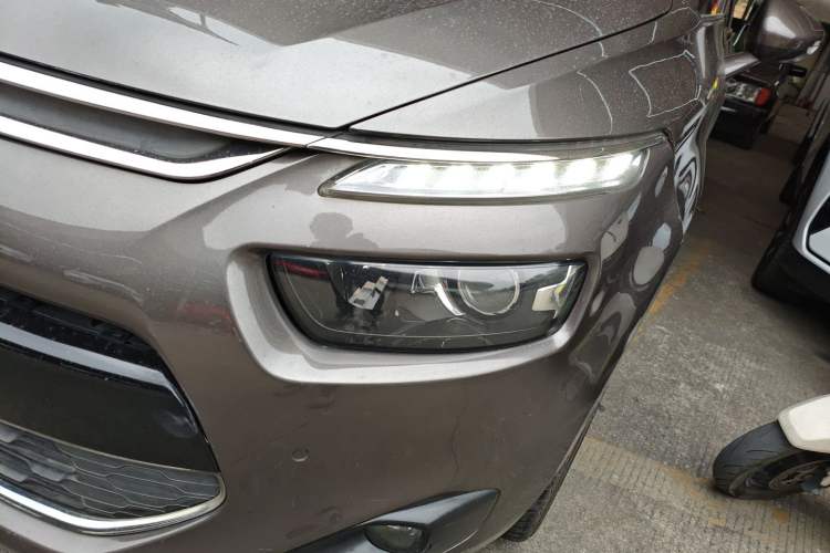 Used Citroen C4 Picasso 2015 1.6T Luxury 5-Seat Model