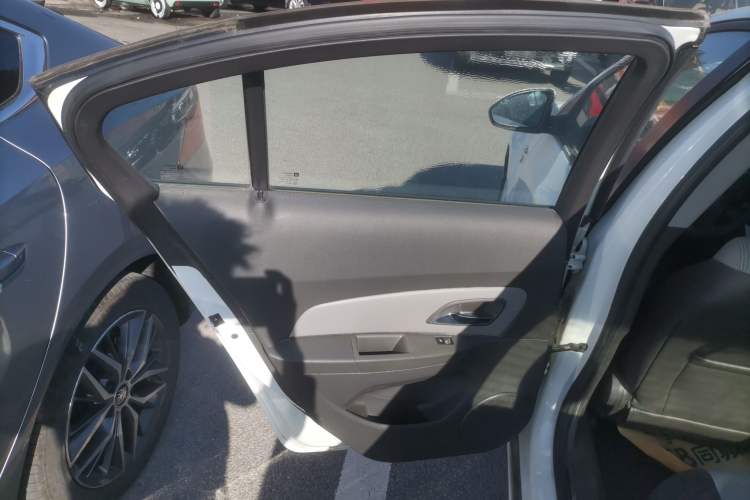 Used Chevrolet Cruze 2014 1.6L SL Millionth Anniversary Edition AT