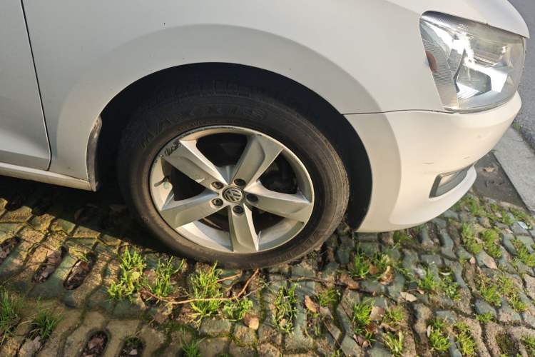 Used Volkswagen Santana 2015 1.6L Automatic Comfort Edition
