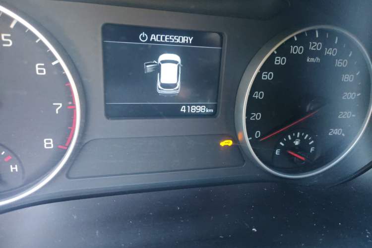 Used Kia KX3 2021 1.5L CVT Trend Edition Odometer Close Up