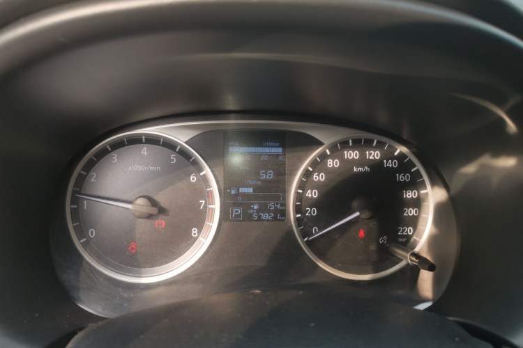 Used Nissan Kicks 2021 1.5L XL CVT Cool Enjoyment Edition
