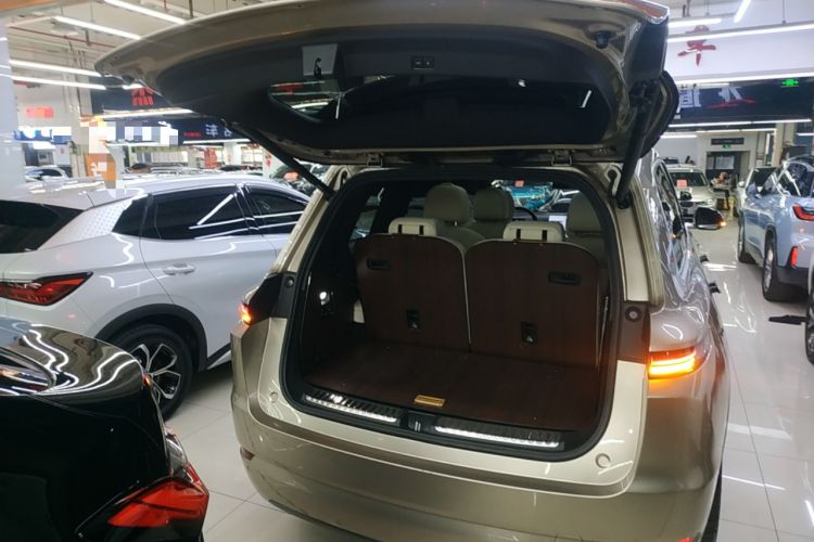 Used Li Auto L9 2023 Pro Model
