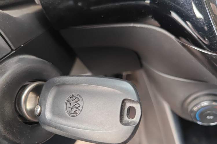 Used Buick Excelle 2018 15N CVT Elite Edition Vehicle Key