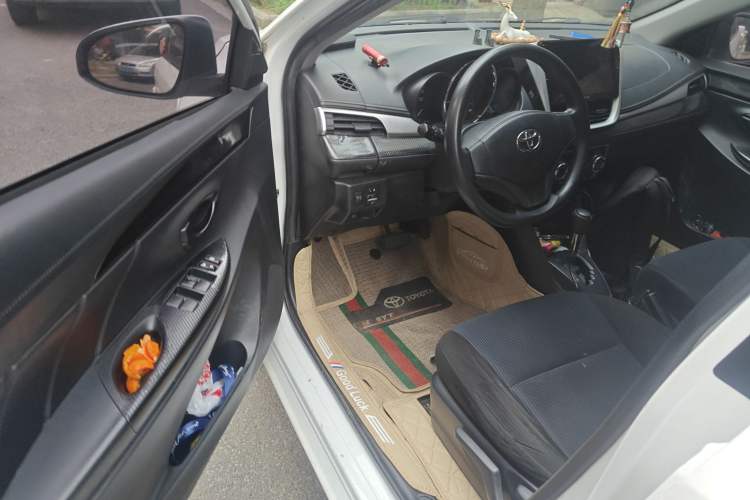 Used Toyota YARiS L Zhi Xuan 2016 Revised 1.5E CVT Charming Edition
