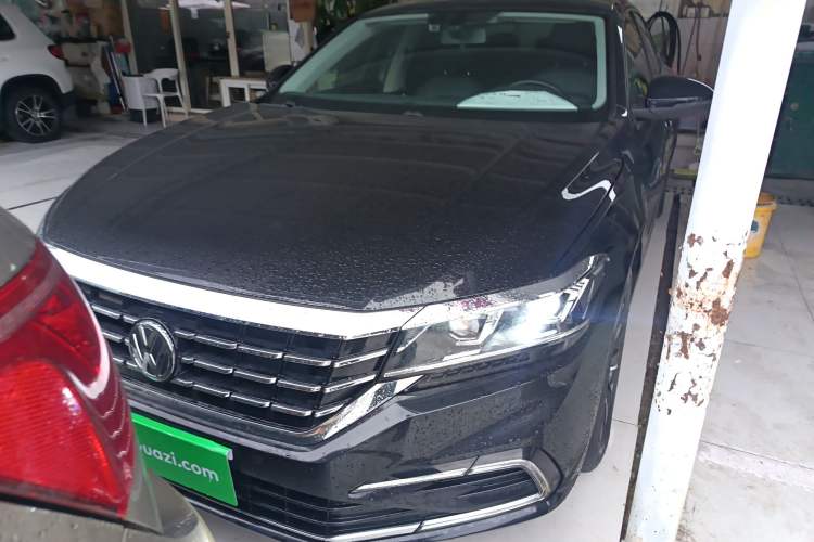 Used Volkswagen Passat 2021 330TSI Elite Edition Front