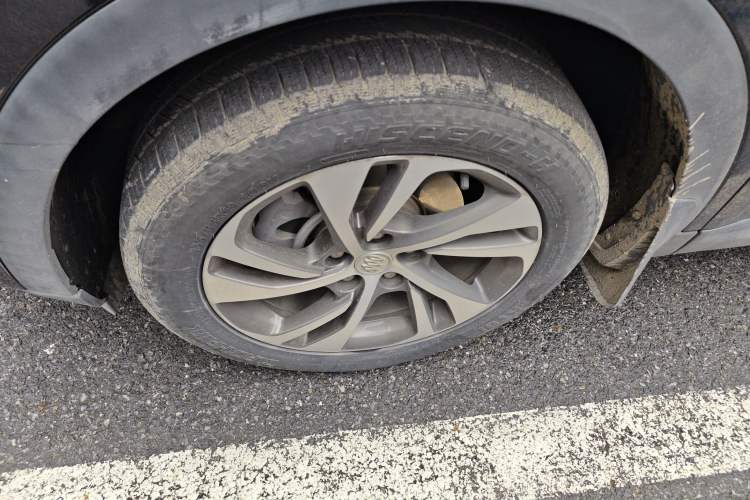 Used Buick Envision 2020 Encore S 652T Two-Wheel Drive Luxury Model